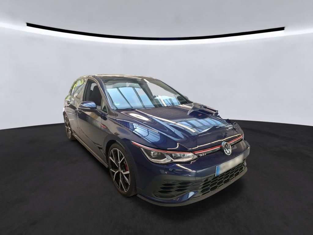 Volkswagen Golf 2024 г. Синий, пробег 42791 км
