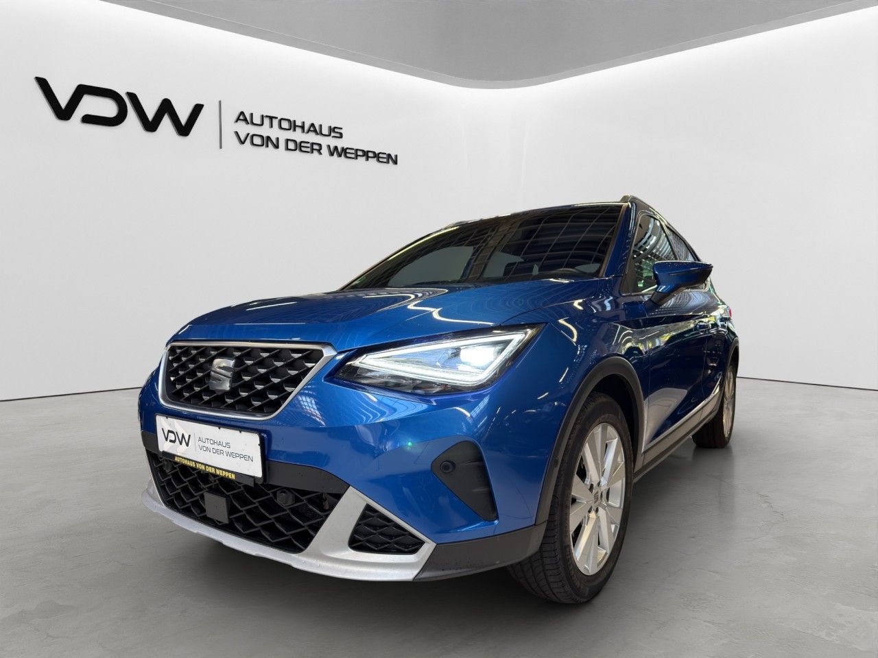 SEAT Arona 2022 г. Синий, пробег 50700 км