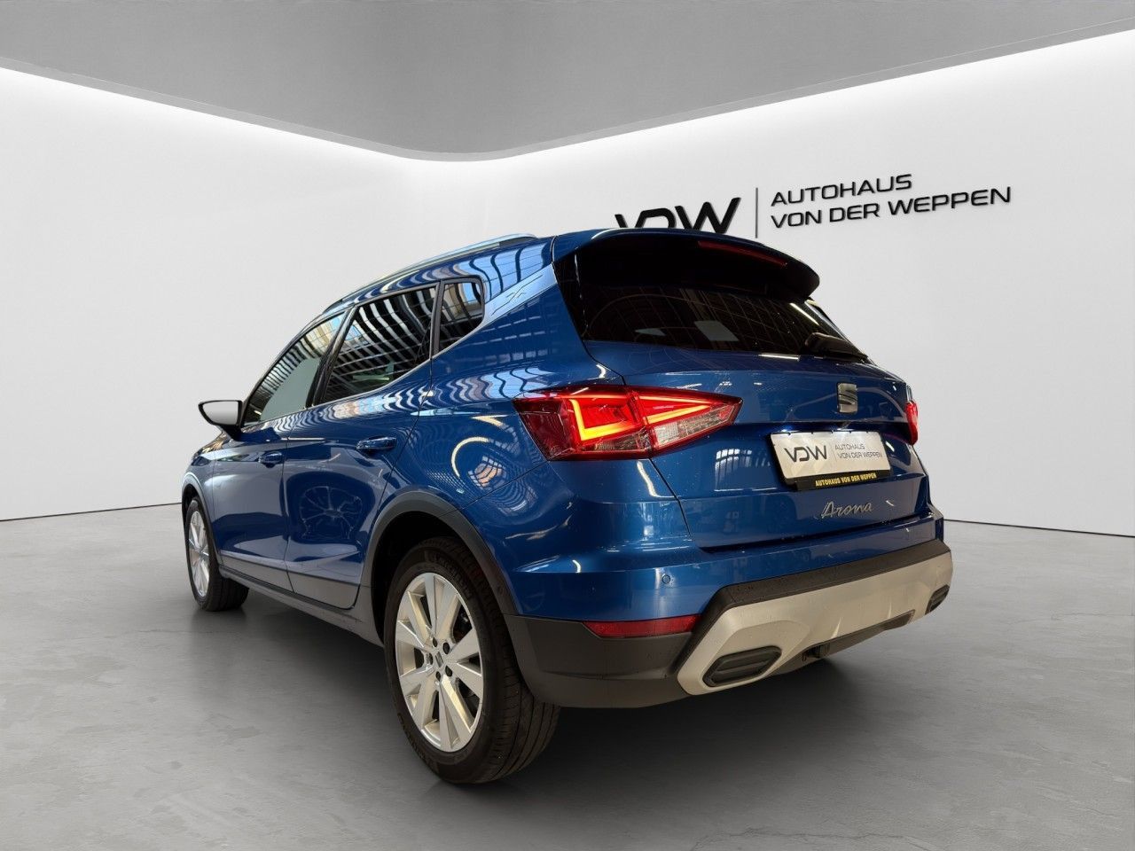 SEAT Arona 2022 г. Синий, пробег 50700 км