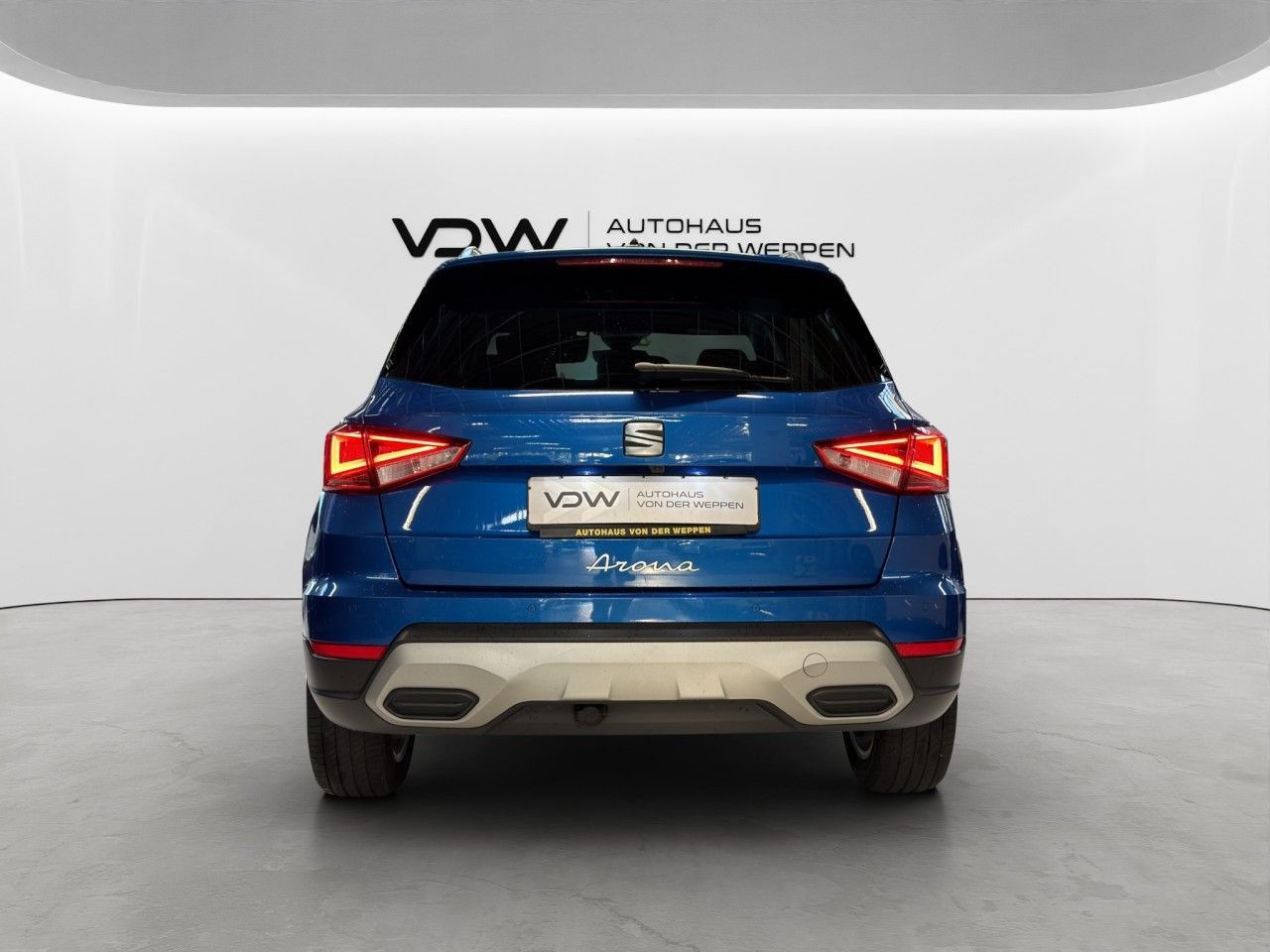 SEAT Arona 2022 г. Синий, пробег 50700 км