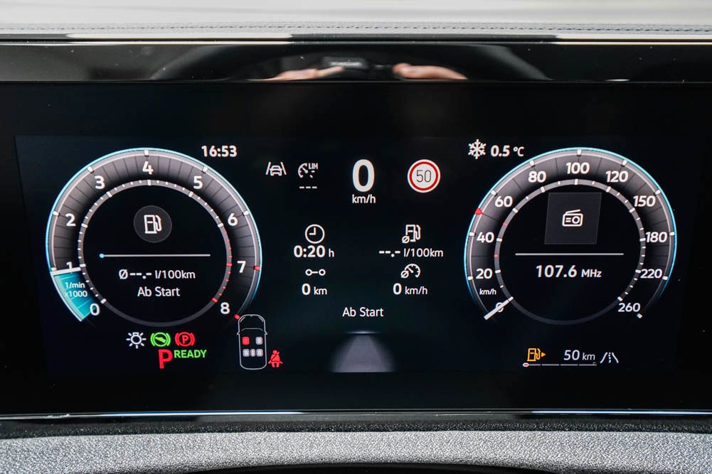 Volkswagen Tiguan 2026 г. Чёрный, пробег 20 км