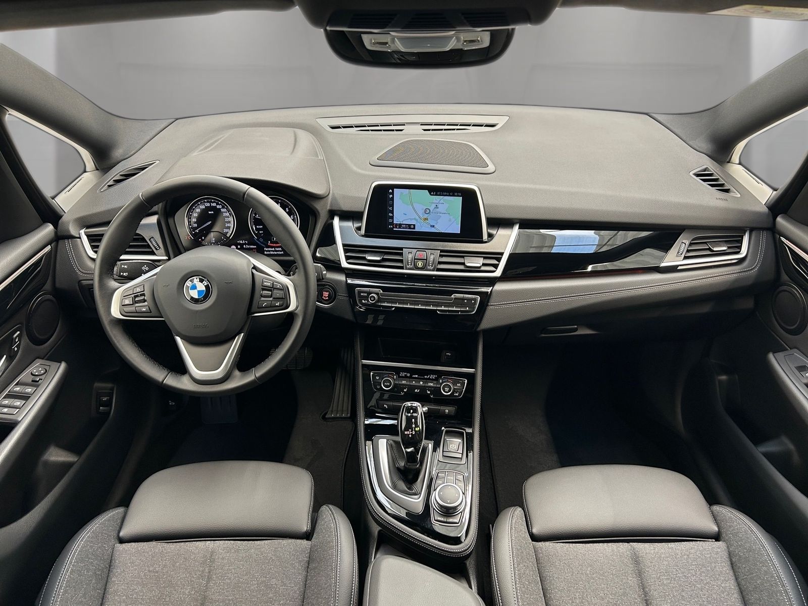 BMW 218 GRAN TOURER 2022 г. Серый, пробег 7012 км