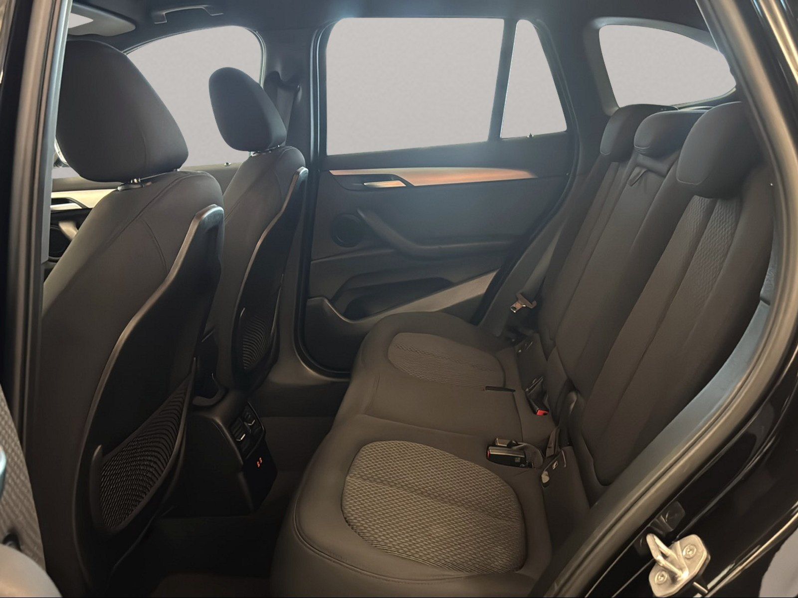 BMW X1 2022 г. Чёрный, пробег 28686 км