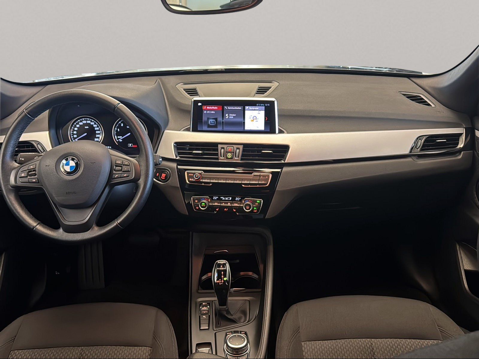 BMW X1 2022 г. Чёрный, пробег 28686 км