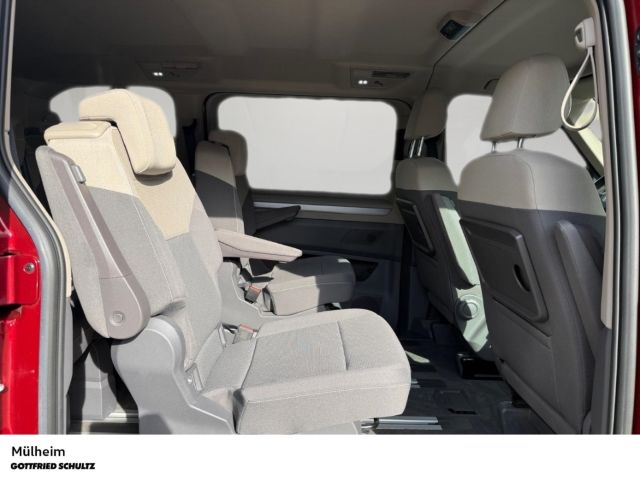 Volkswagen 8 series 2023 г. Красный, пробег 41149 км
