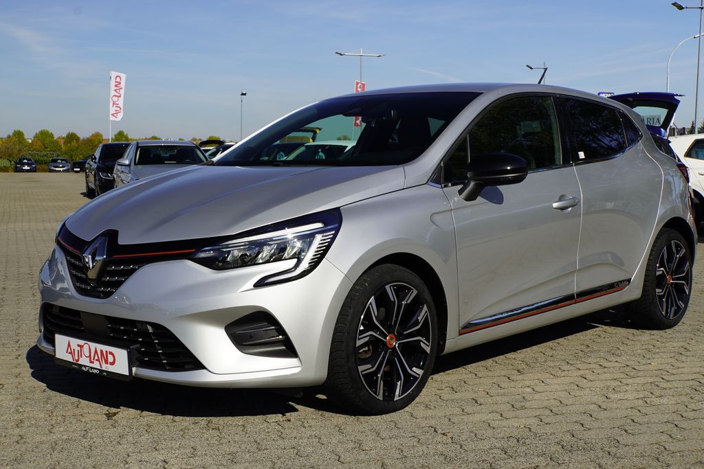 Renault Clio 2022 г. Серебристый, пробег 36690 км