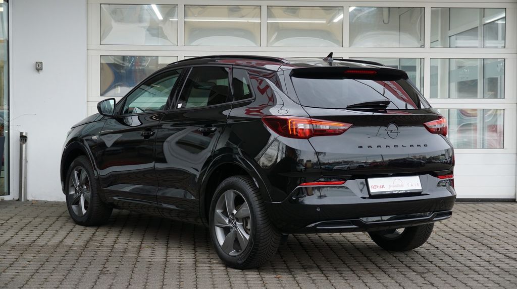 Opel GRANDLAND (X) 2023 г. Чёрный, пробег 45675 км