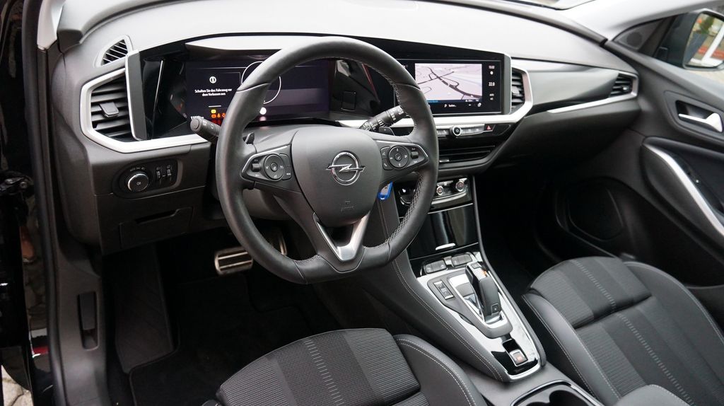 Opel GRANDLAND (X) 2023 г. Чёрный, пробег 45675 км