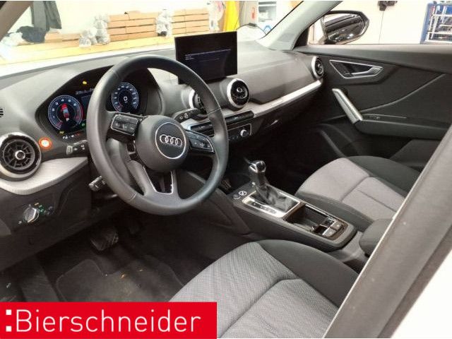 Audi Q2 2026 г. Белый, пробег 33037 км