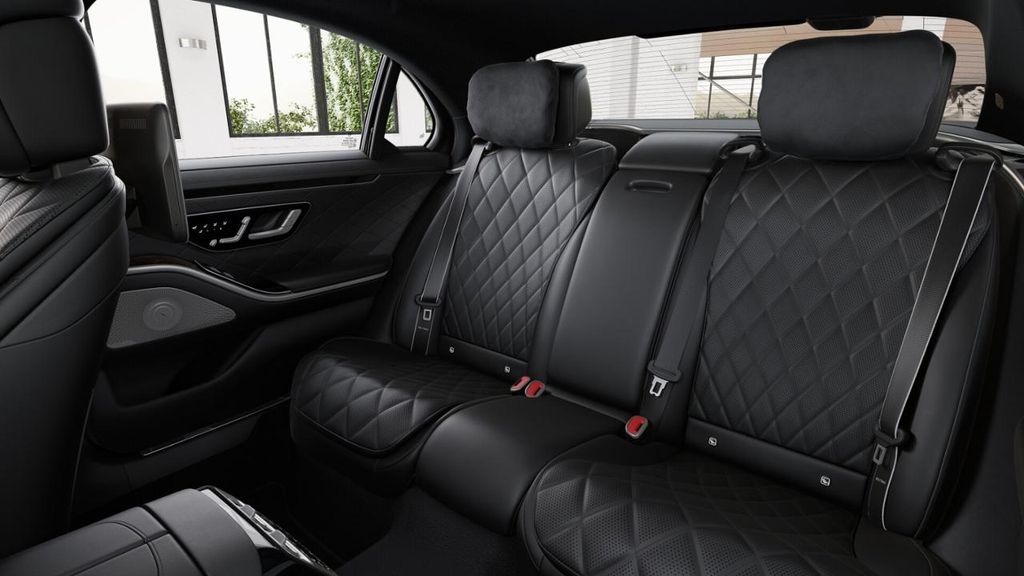 Mercedes-Benz S 350 2025 г. Чёрный, пробег 27796 км