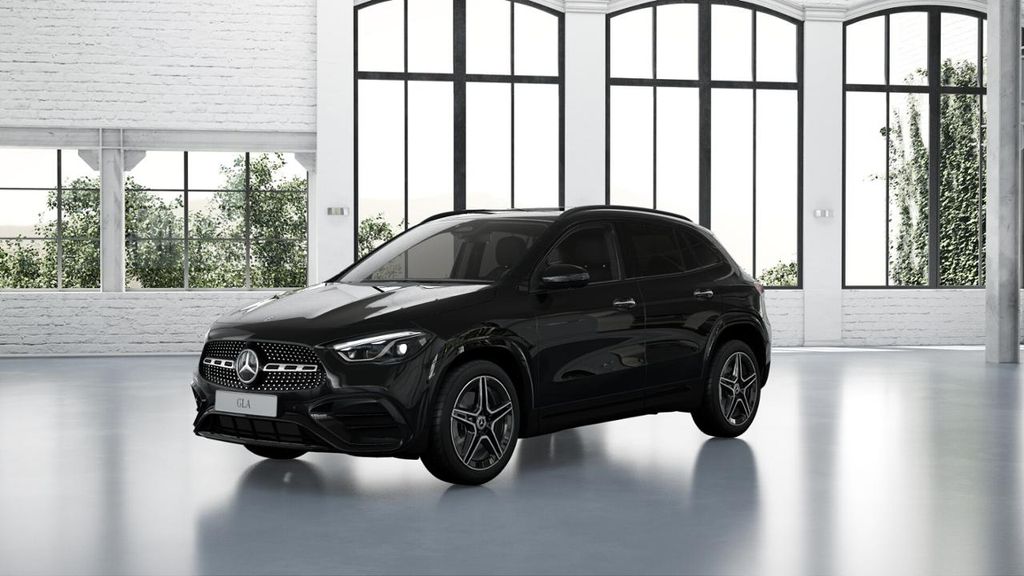 Mercedes-Benz GLA 200 2026 г. Чёрный, пробег 11356 км