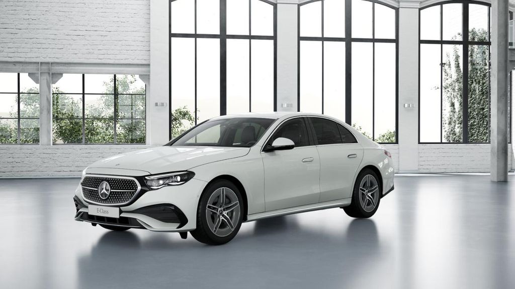 Mercedes-Benz E 220 2025 г. Белый, пробег 5969 км