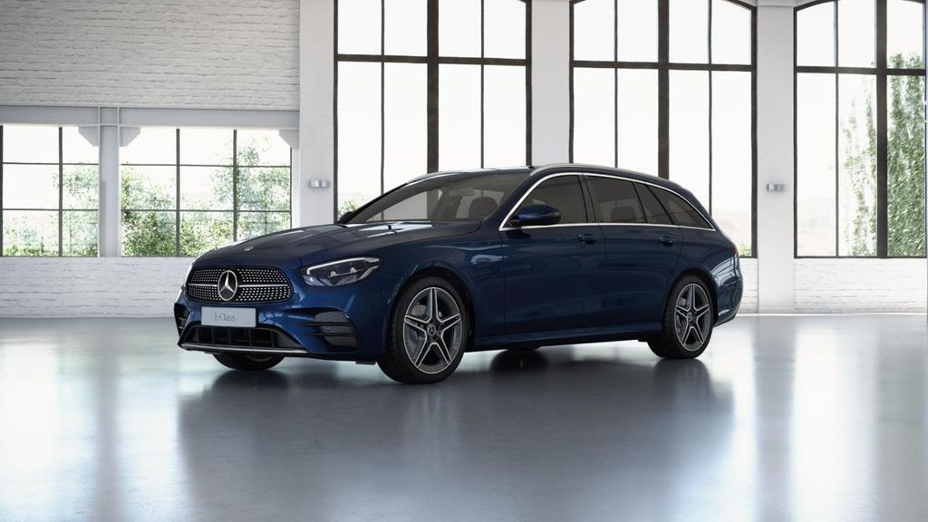 Mercedes-Benz E 220 2023 г. Синий, пробег 42626 км