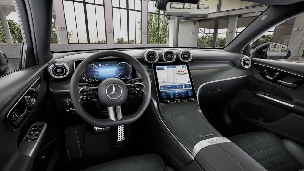 Mercedes-Benz GLC 220 2026 г. Белый, пробег 8072 км