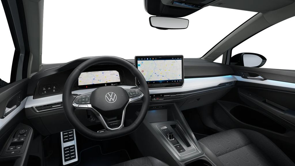 Volkswagen Golf 2026 г. Белый, пробег 13000 км