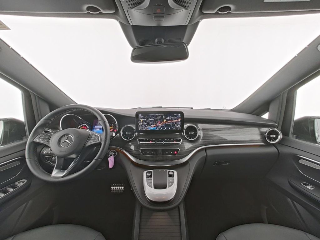 Mercedes-Benz V 250 2024 г. Серый, пробег 20976 км