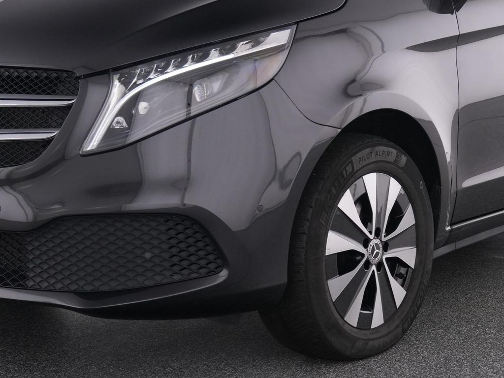 Mercedes-Benz V 250 2024 г. Серый, пробег 20976 км