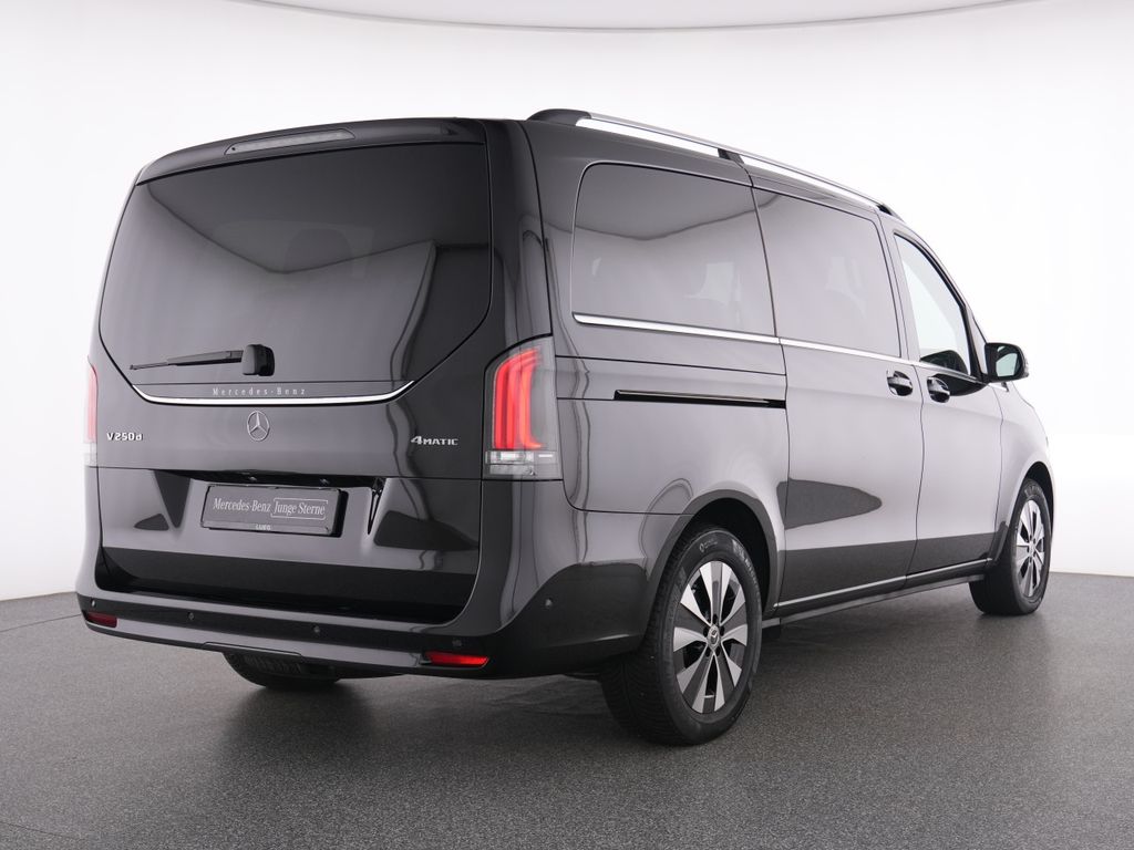 Mercedes-Benz V 250 2024 г. Чёрный, пробег 17472 км