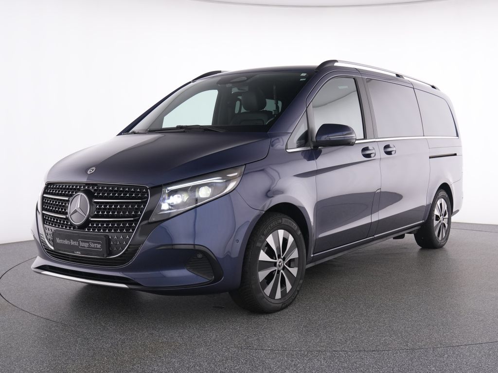 Mercedes-Benz V 300 2024 г. Синий, пробег 18151 км
