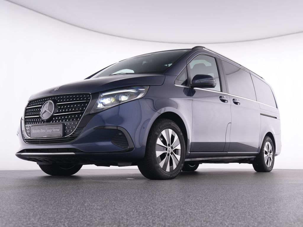 Mercedes-Benz V 300 2024 г. Синий, пробег 18151 км