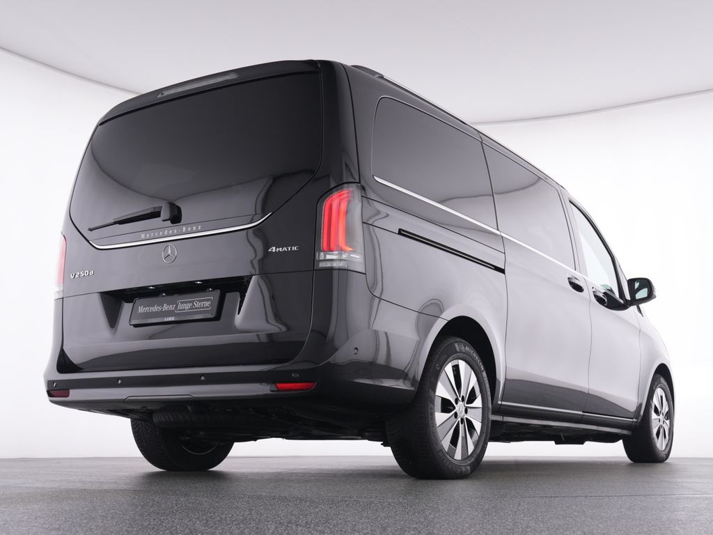 Mercedes-Benz V 250 2025 г. Чёрный, пробег 30083 км