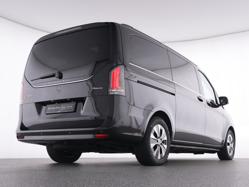 Mercedes-Benz V 300 2025 г. Чёрный, пробег 20101 км