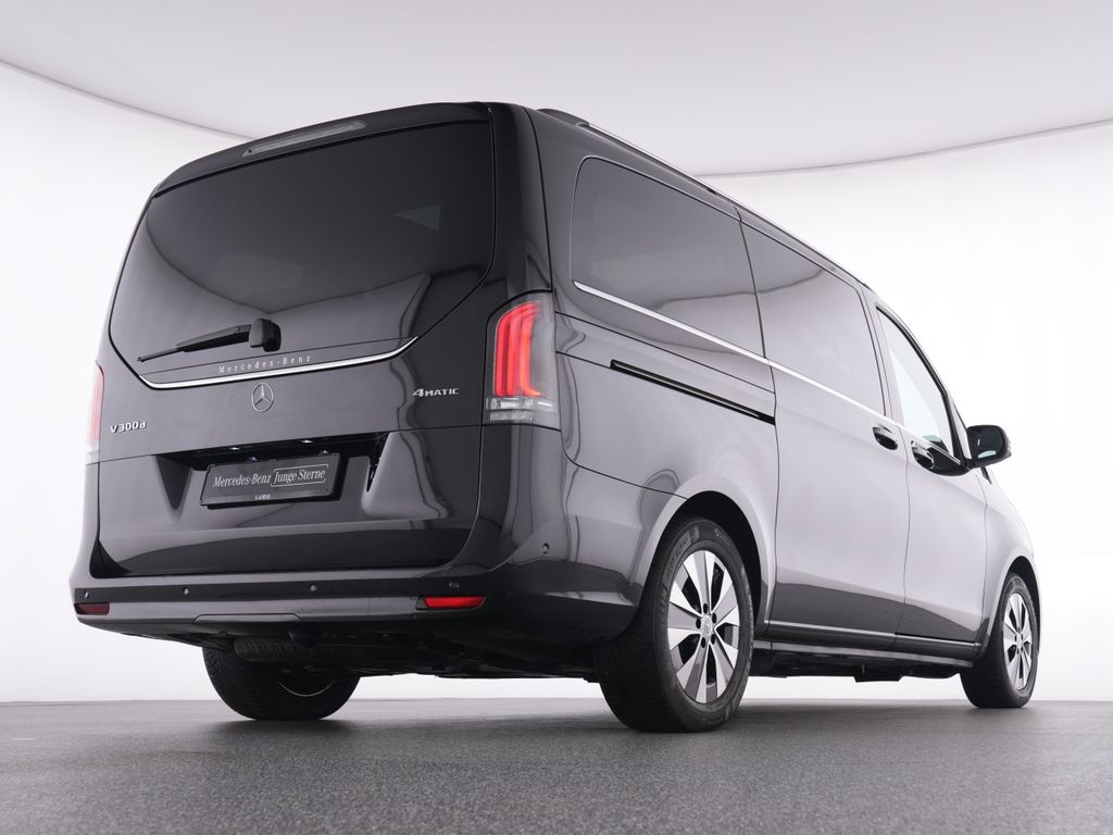 Mercedes-Benz V 300 2025 г. Чёрный, пробег 21363 км