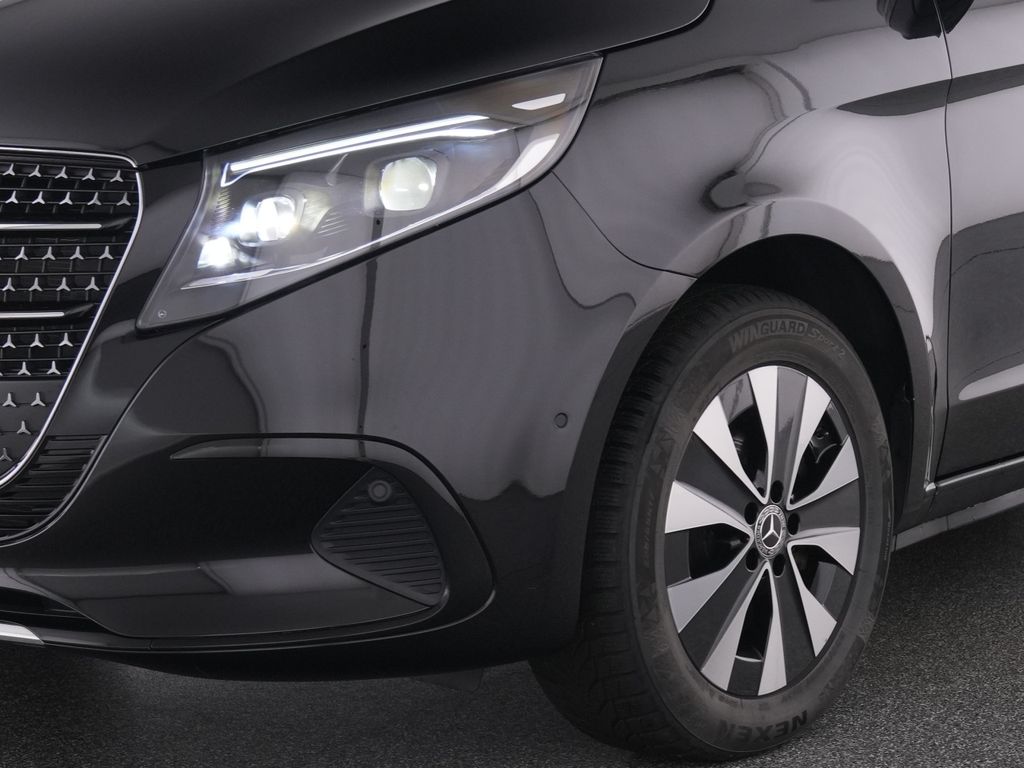Mercedes-Benz V 300 2025 г. Чёрный, пробег 21363 км