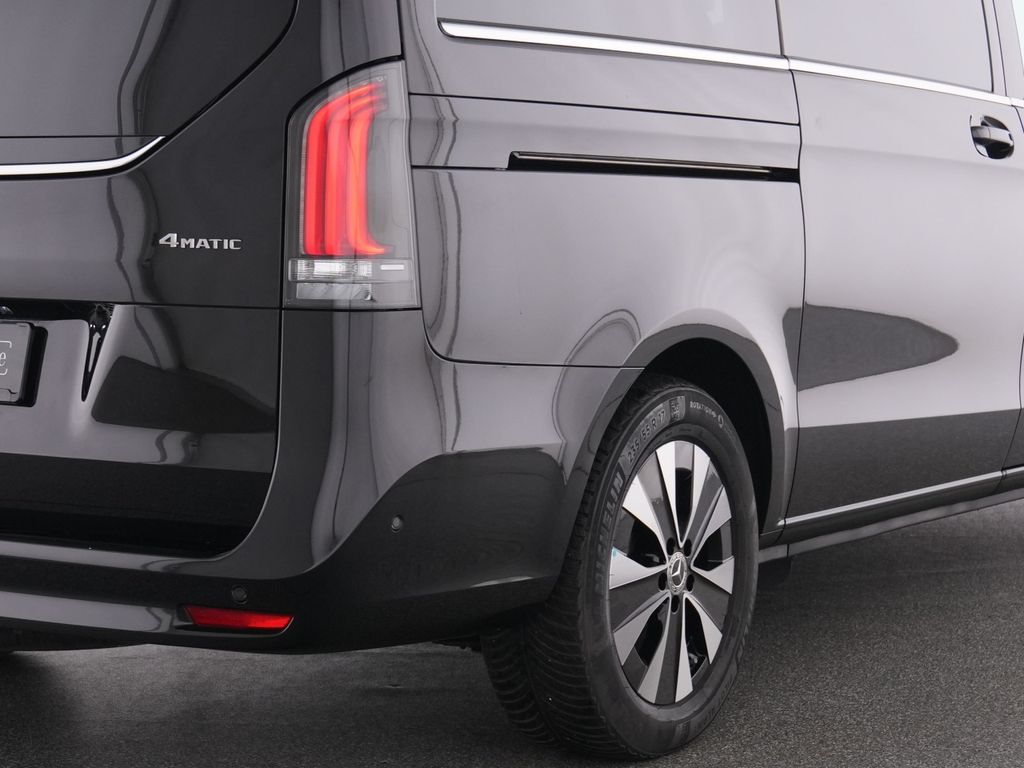 Mercedes-Benz V 300 2025 г. Чёрный, пробег 23766 км