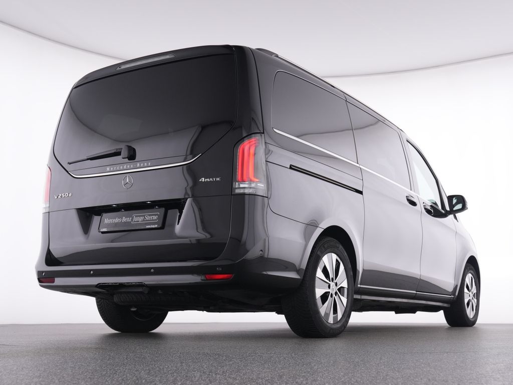 Mercedes-Benz V 250 2024 г. Чёрный, пробег 22230 км