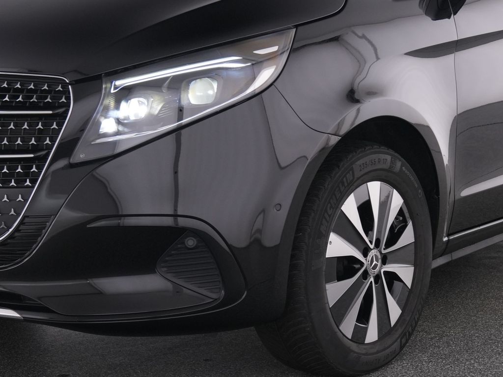 Mercedes-Benz V 250 2024 г. Чёрный, пробег 22230 км
