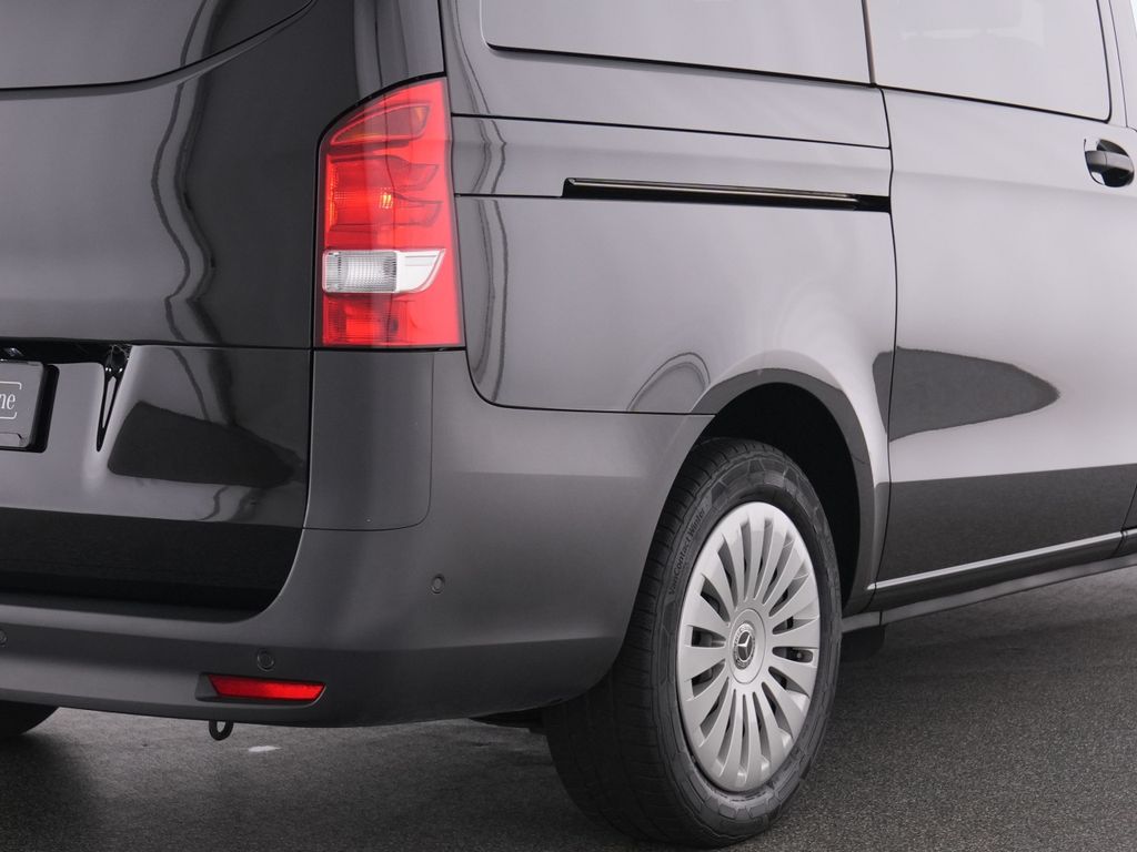 Mercedes-Benz Vito 2025 г. Чёрный, пробег 41825 км