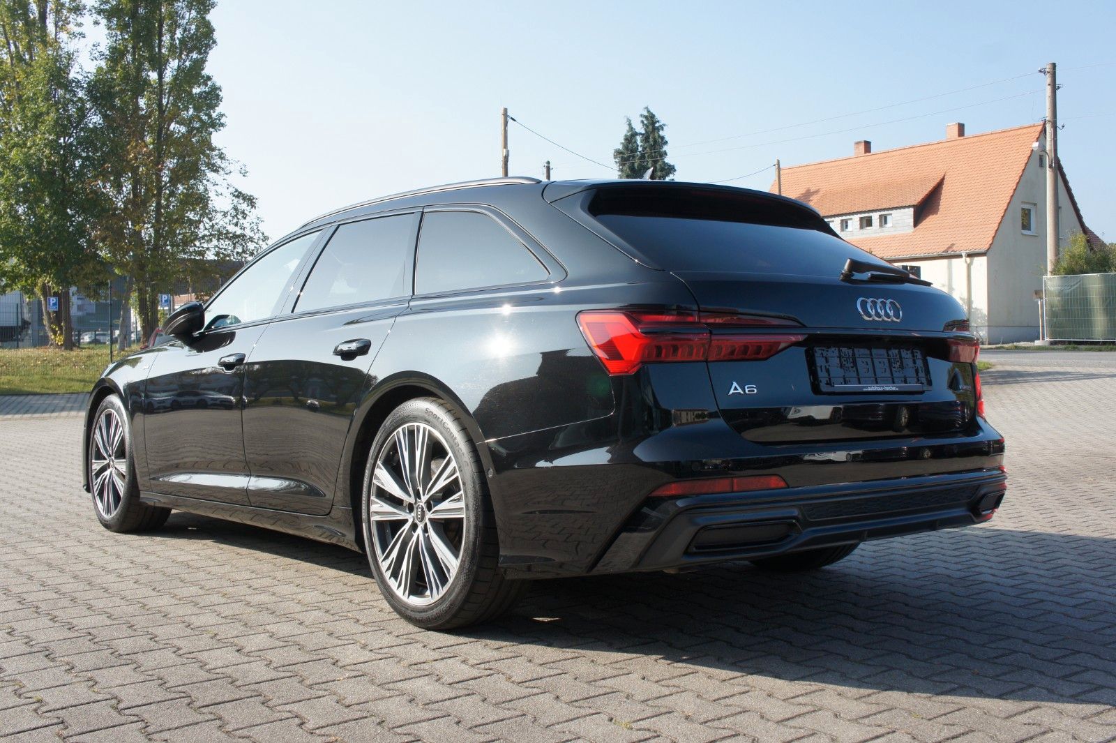 Audi A6 2023 г. Чёрный, пробег 55870 км
