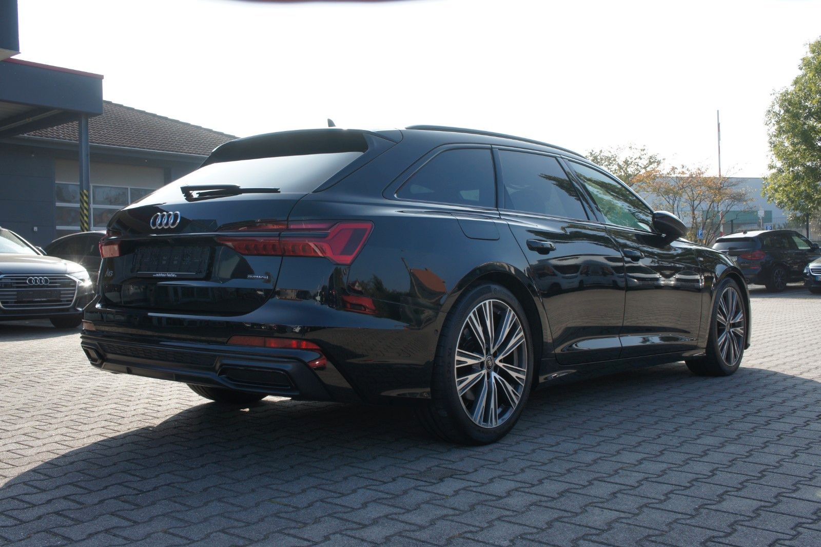 Audi A6 2023 г. Чёрный, пробег 55870 км