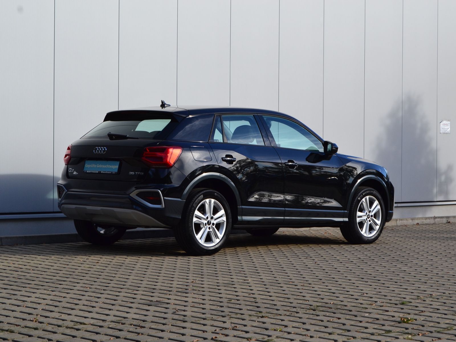 Audi Q2 2023 г. Чёрный, пробег 43477 км