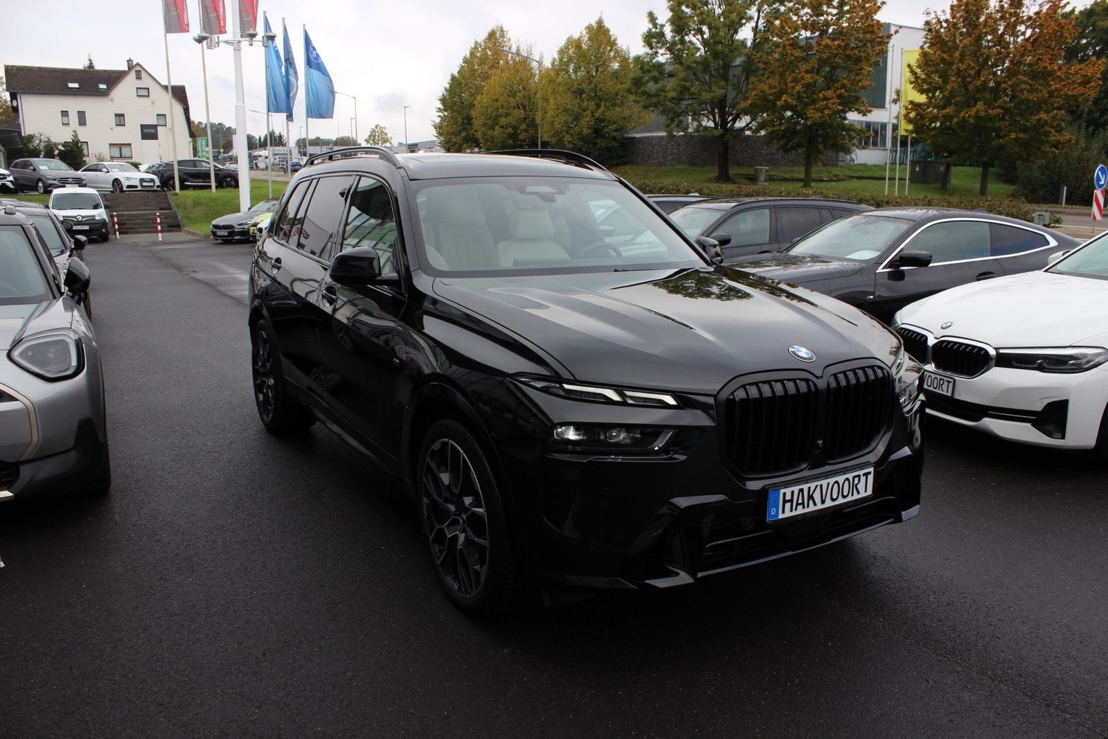BMW X7 2023 г. Чёрный, пробег 54495 км