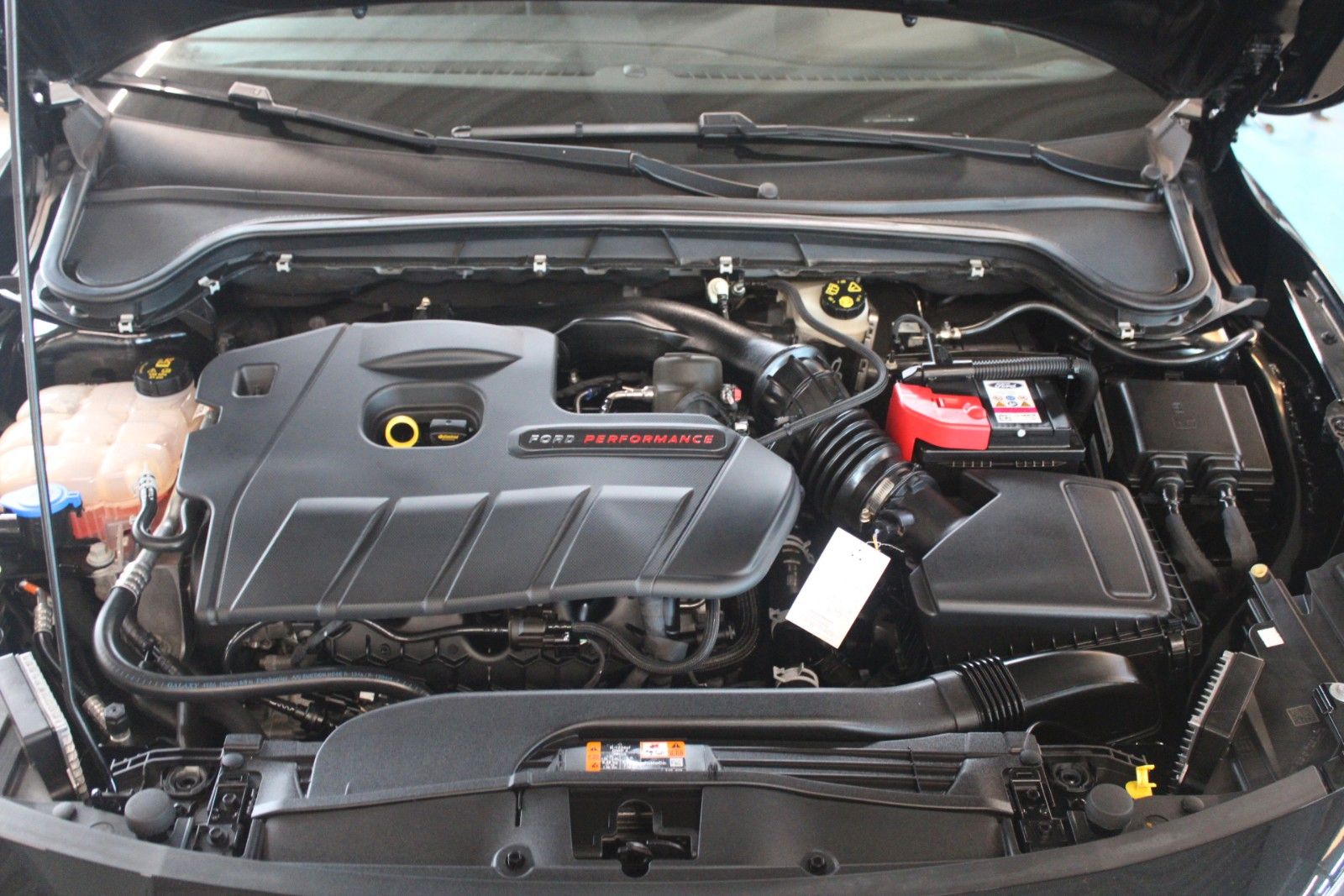 Ford Focus 2022 г. Чёрный, пробег 46150 км