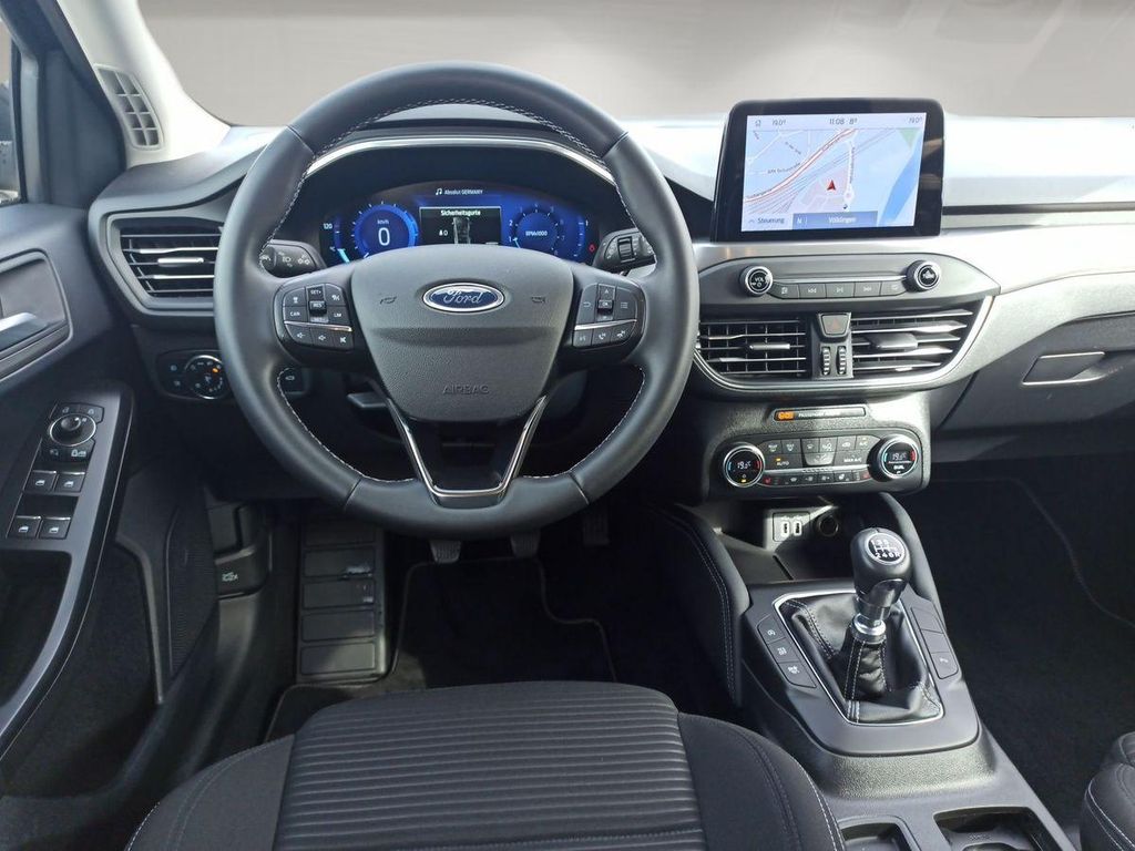 Ford Focus 2021 г. Серый, пробег 42243 км