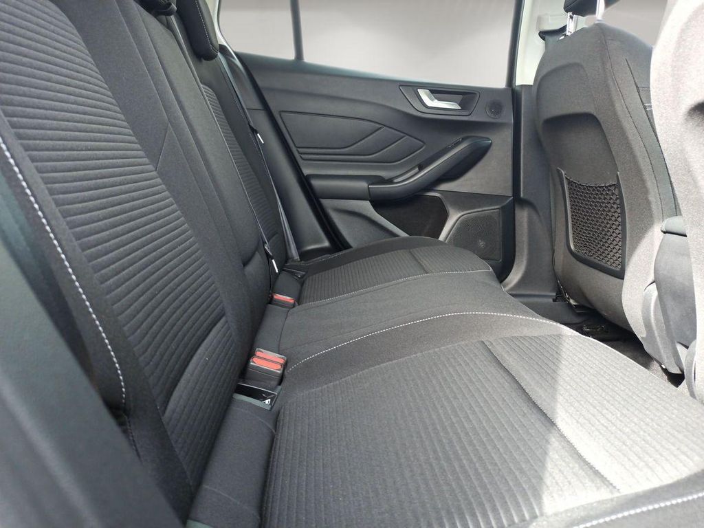 Ford Focus 2021 г. Серый, пробег 42243 км
