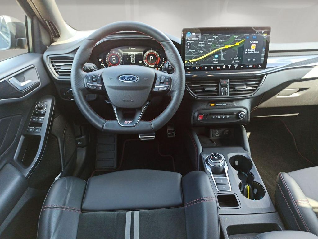 Ford Focus 2023 г. Серый, пробег 44737 км