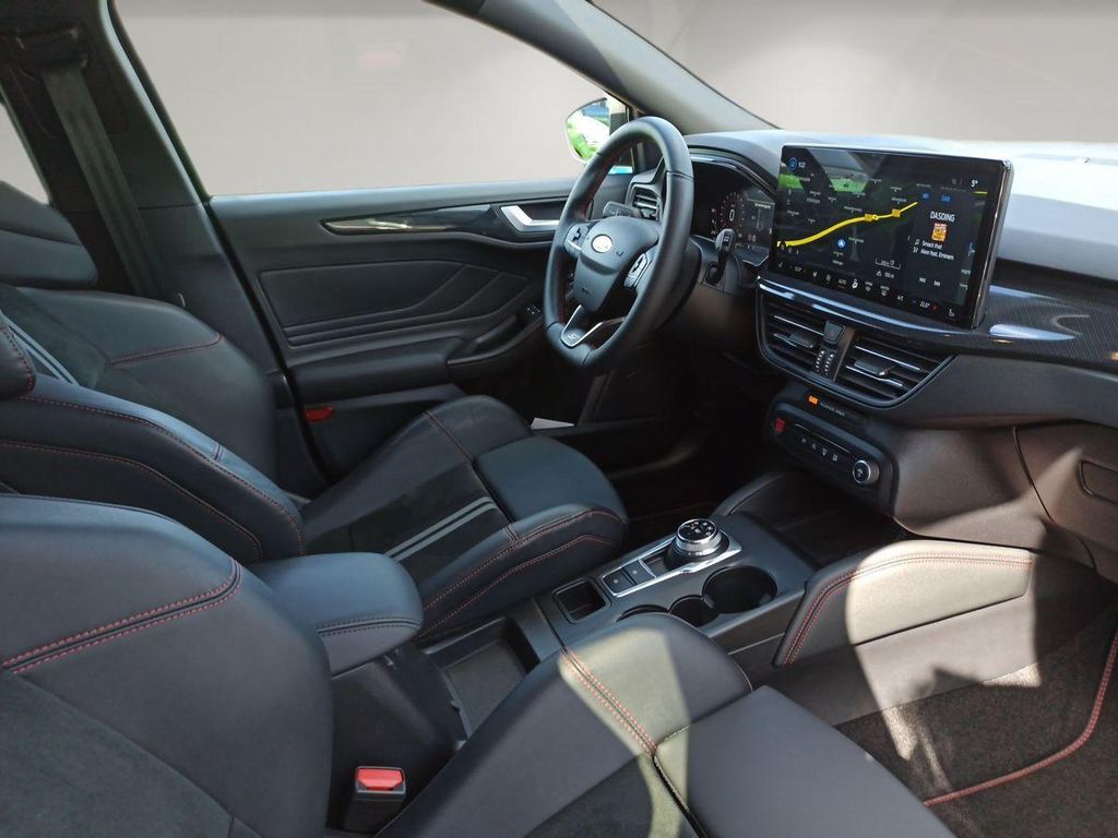 Ford Focus 2023 г. Серый, пробег 44737 км