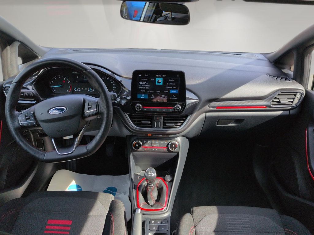 Ford Fiesta 2022 г. Серебристый, пробег 56017 км