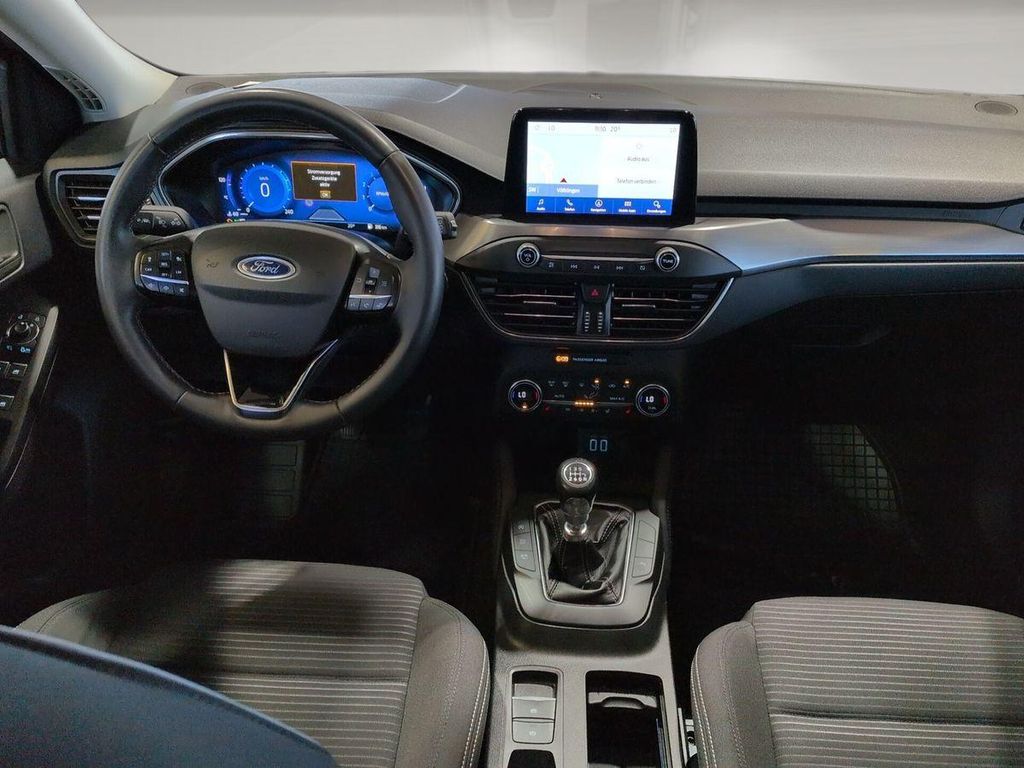 Ford Focus 2021 г. Серебристый, пробег 51488 км