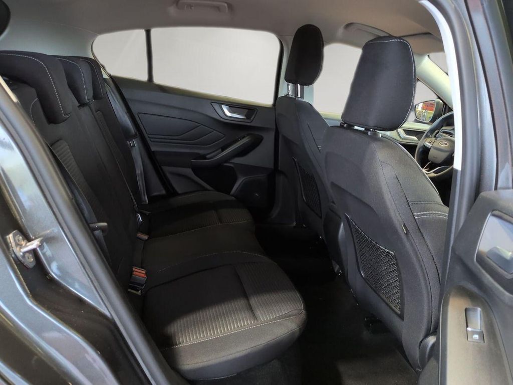 Ford Focus 2022 г. Серый, пробег 53607 км