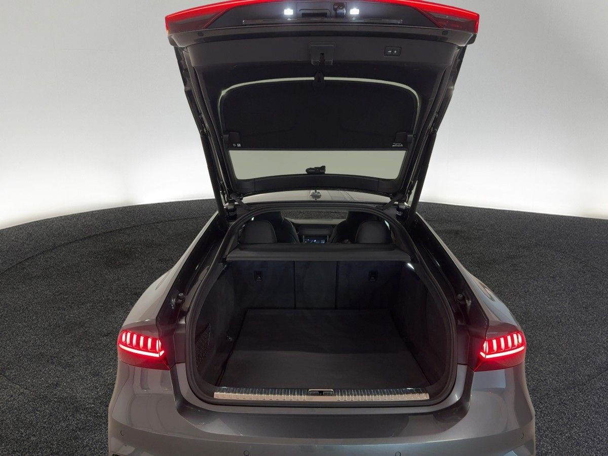 Audi S7 2023 г. Серый, пробег 46000 км