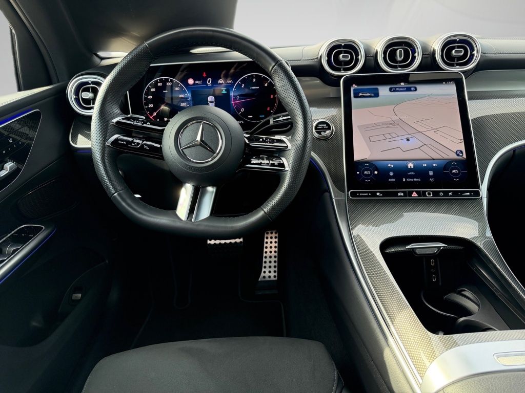 Mercedes-Benz GLC 300 2025 г. Серый, пробег 13871 км