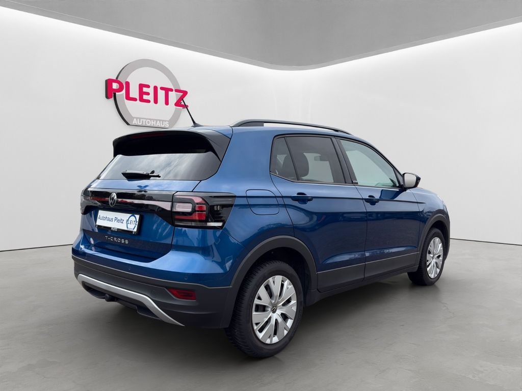 Volkswagen T-Cross 2022 г. Синий, пробег 37540 км