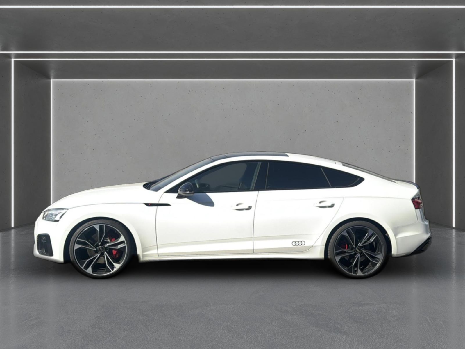 Audi A5 2023 г. Белый, пробег 59521 км