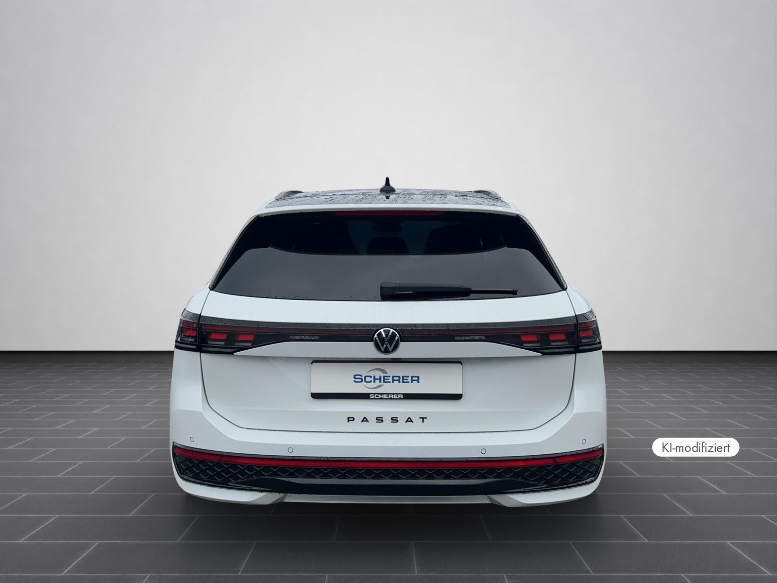 Volkswagen PASSAT VARIANT 2024 г. Белый, пробег 45193 км