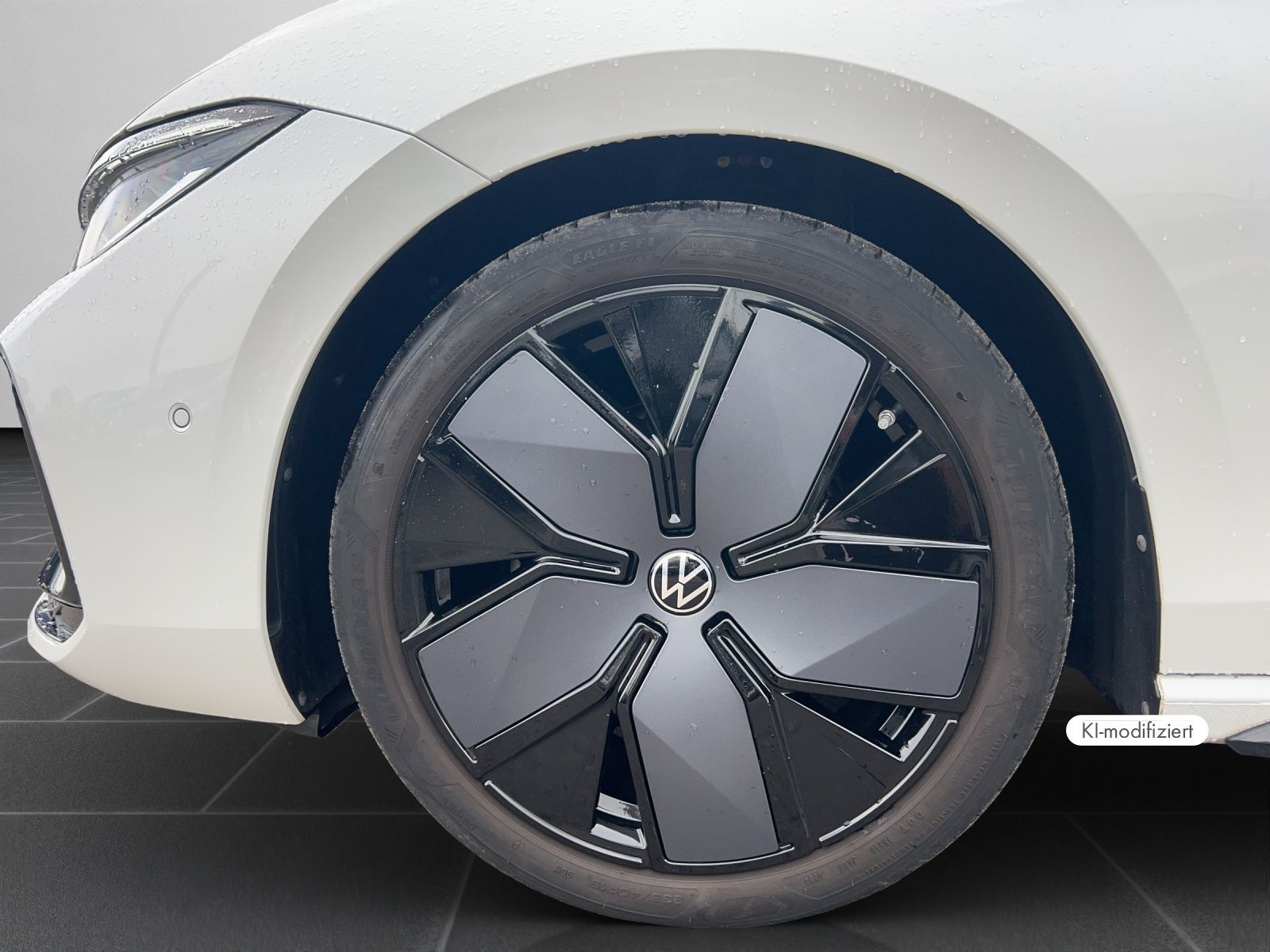 Volkswagen PASSAT VARIANT 2024 г. Белый, пробег 45193 км